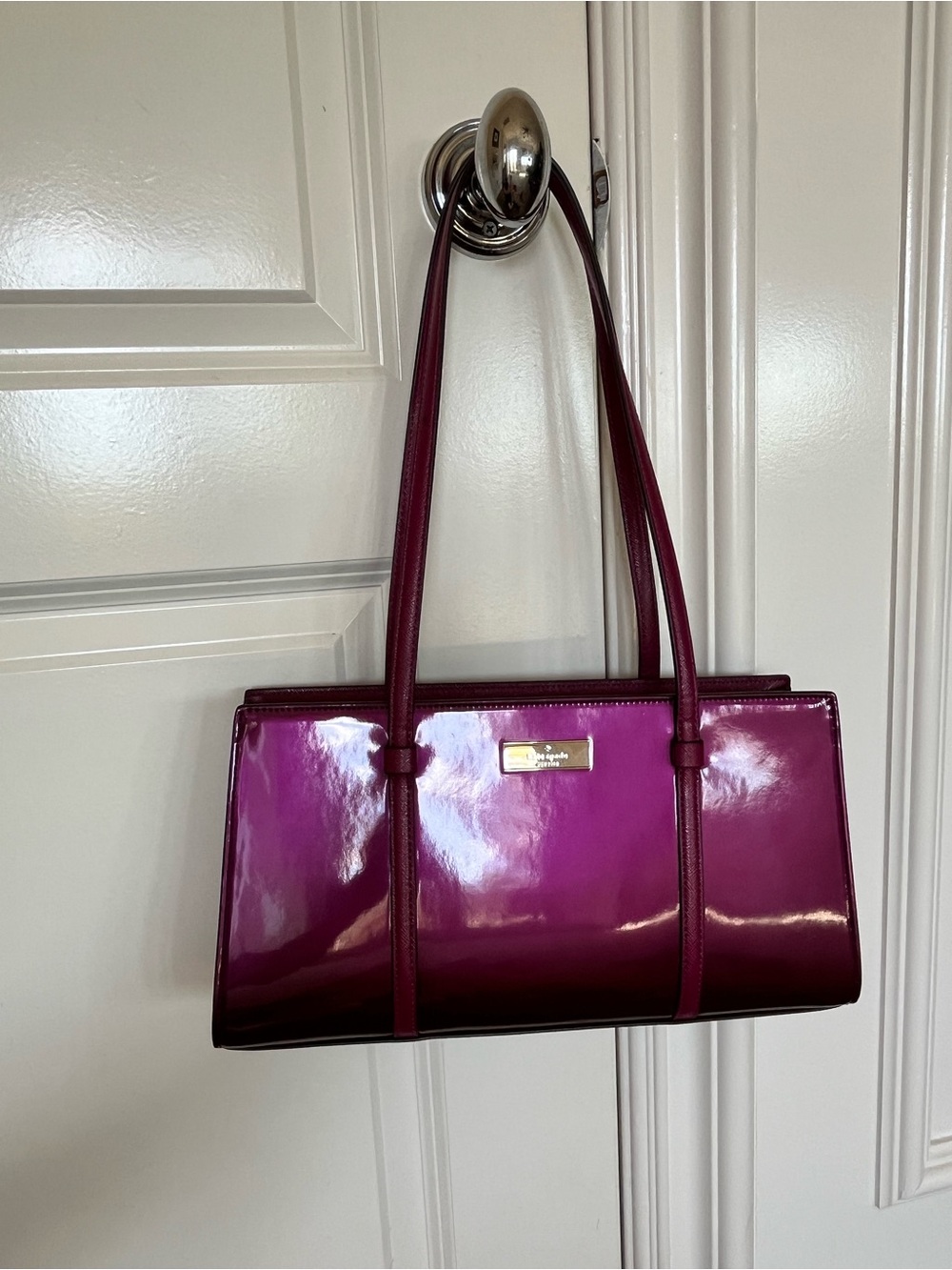 kate spade Glossy Patent Shoulder Bag in Magenta-Berry